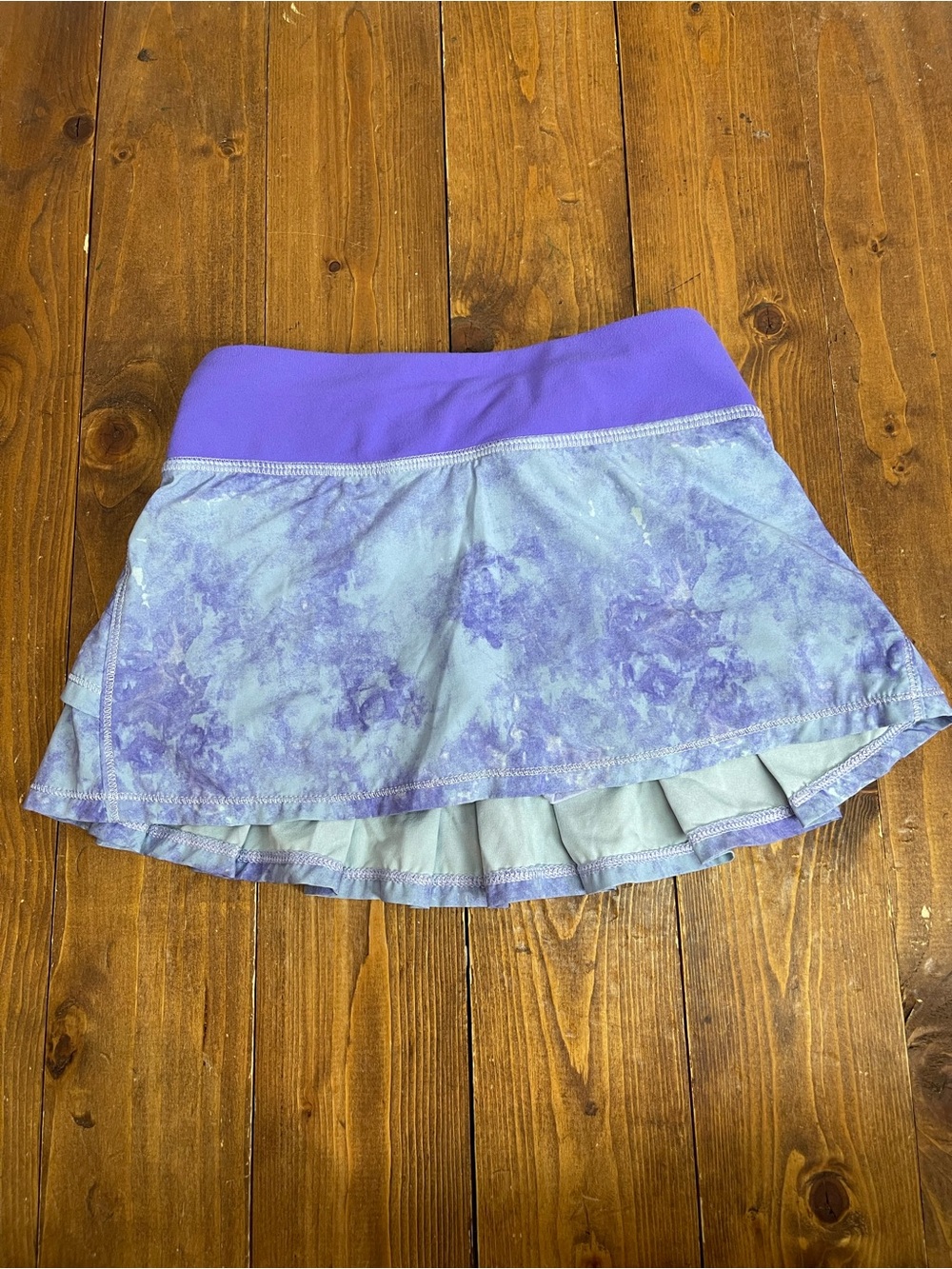 Ivivva by Lululemon girls size 4 ruffle skirt purple tie dye